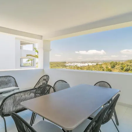 Apartment Nice In With 2 Bedrooms, Wifi And Swimming Pool